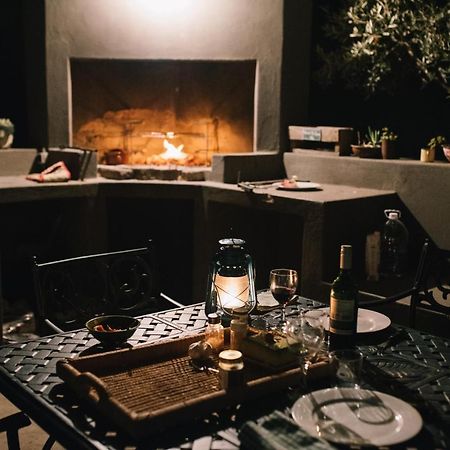 At 85 On Church プリンス・アルバート エクステリア 写真